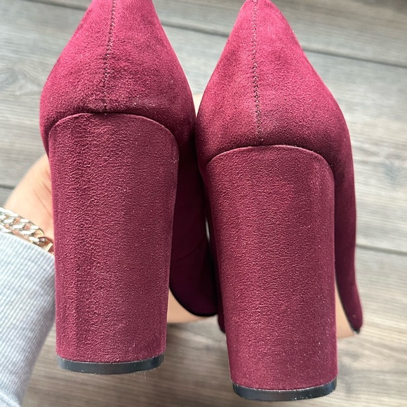Nine West Burgundy Vegan Suede Heels - Picture 10 of 10